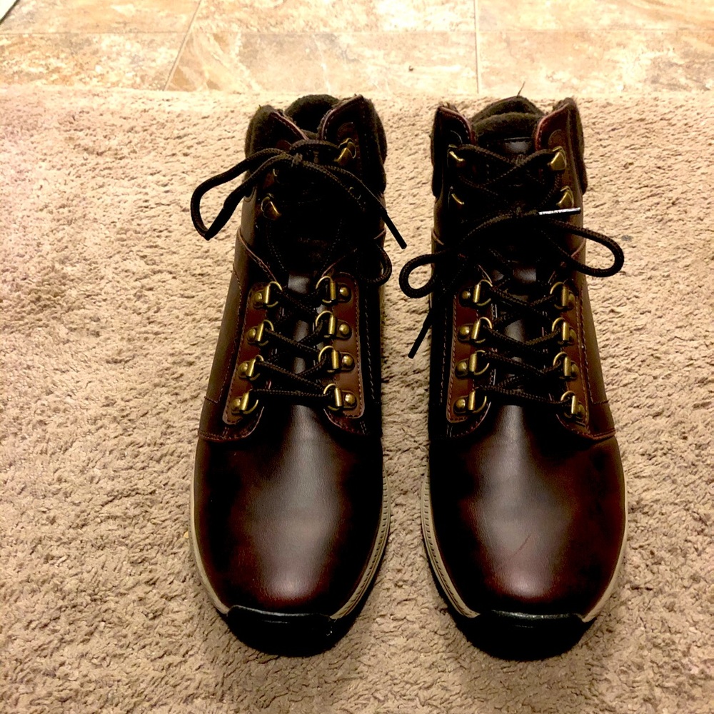 Brown Khombu Shoe Men’s Size 9